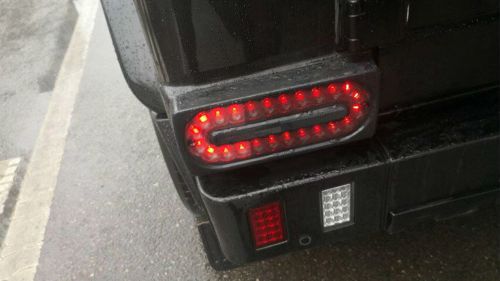 W463 Tail lights With water-flowing Function （Unfit 16~17Y）（Red/Black) 1990~2015y &mdash;&mdash; LED